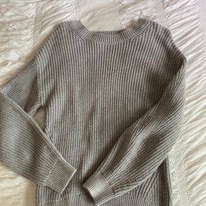 GAP gray sweater